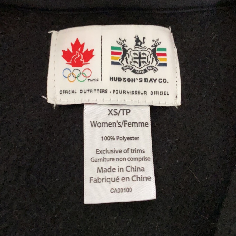 🇨🇦 Hudson Bay Team Canada 2010 Olympics 1/2 Zip Sweater - Picture 7 of 10